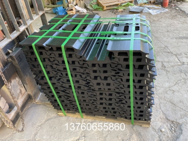 PC400-6挖掘机链板