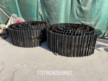 PC400-6挖掘机链条总成